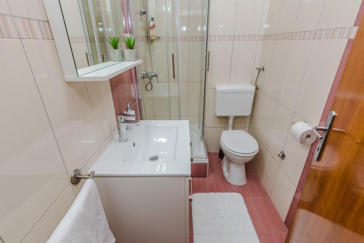 Neva Room With Private Bathroom Zadar Zewnętrze zdjęcie